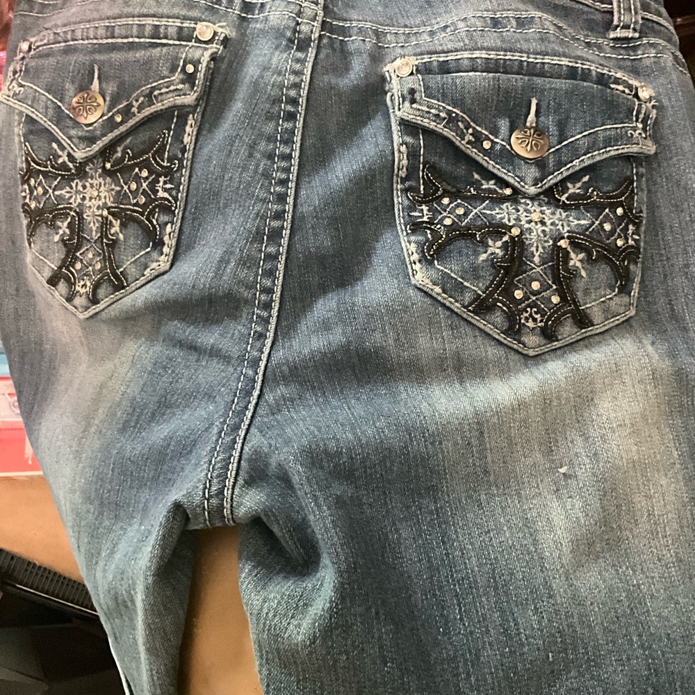 Women’s Sz 16 Love Nation Blue Jeans SHORTS  Decorative BLING cross Back 5/$15